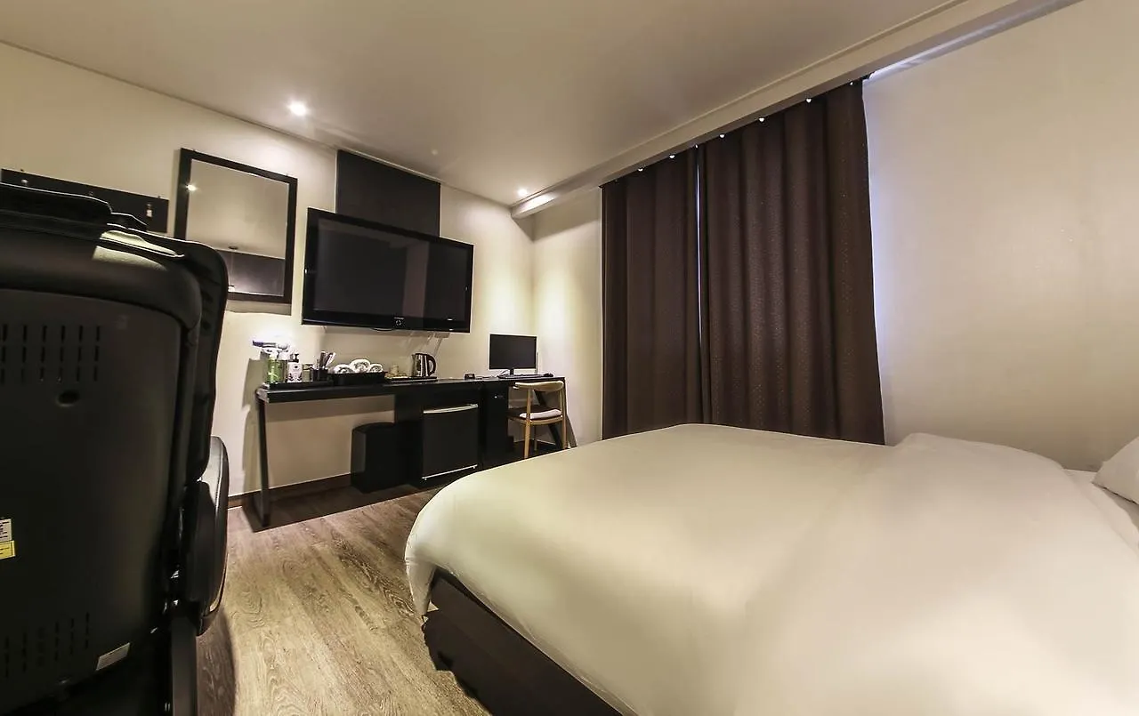Western River Gangseo Hotel Seoul